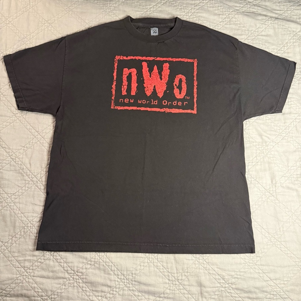 WWE NWO New World Order Pre-owned Men's T-Shirt 2X Short Sleeve Graphic Black